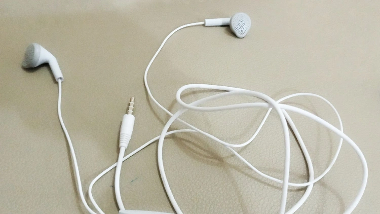 Headphone